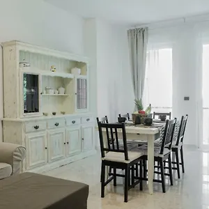 a-casa-di-anna-lavagna.hotelitalianriviera.com/